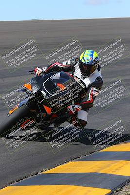 media/Mar-20-2023-Moto Forza (Mon) [[d0bbc59e78]]/1-A Group (Green)/Session 2 (Bowl)/